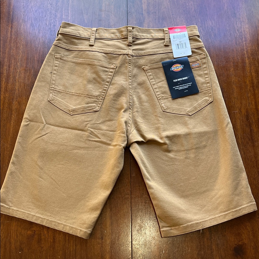 NWT Dickies Flex Duck Shorts in Tan 32